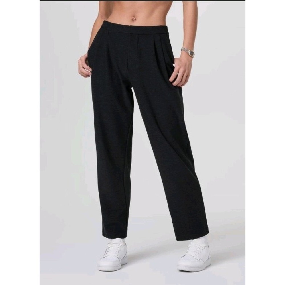 VUORI Elevation Trouser Ankle Pants Womens Medium Heathered Black Pleated